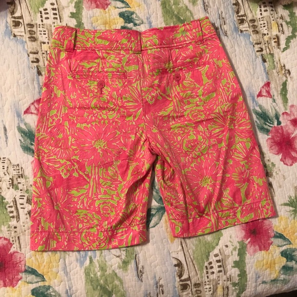 Lilly Pulitzer Shorts - Picture 4 of 4
